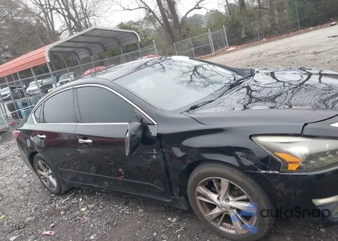 2015 Nissan Altima 2.5 Sv из США, поврежденный, VIN 1N4AL3AP7FC590705